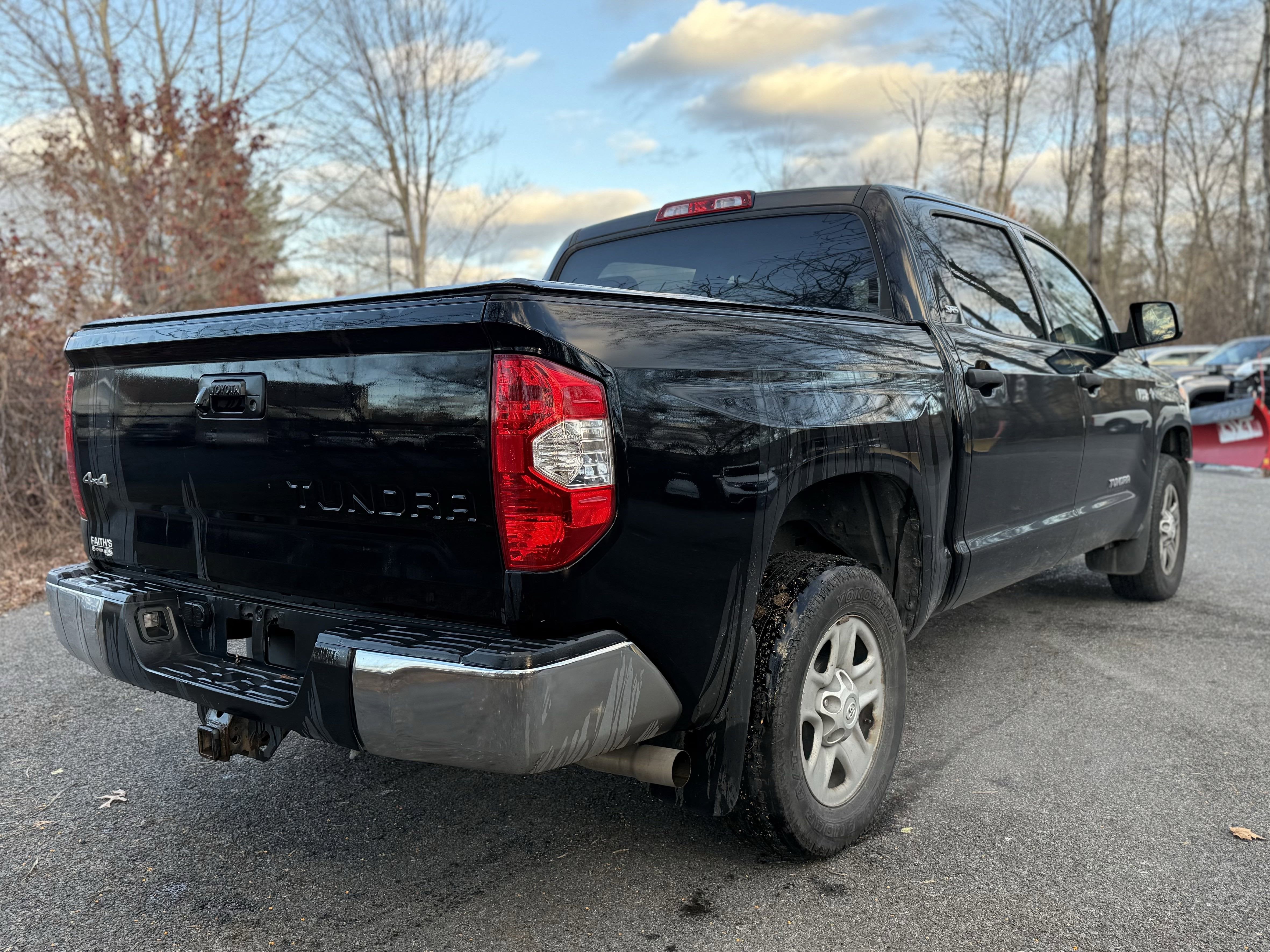 2017 Toyota Tundra SR5