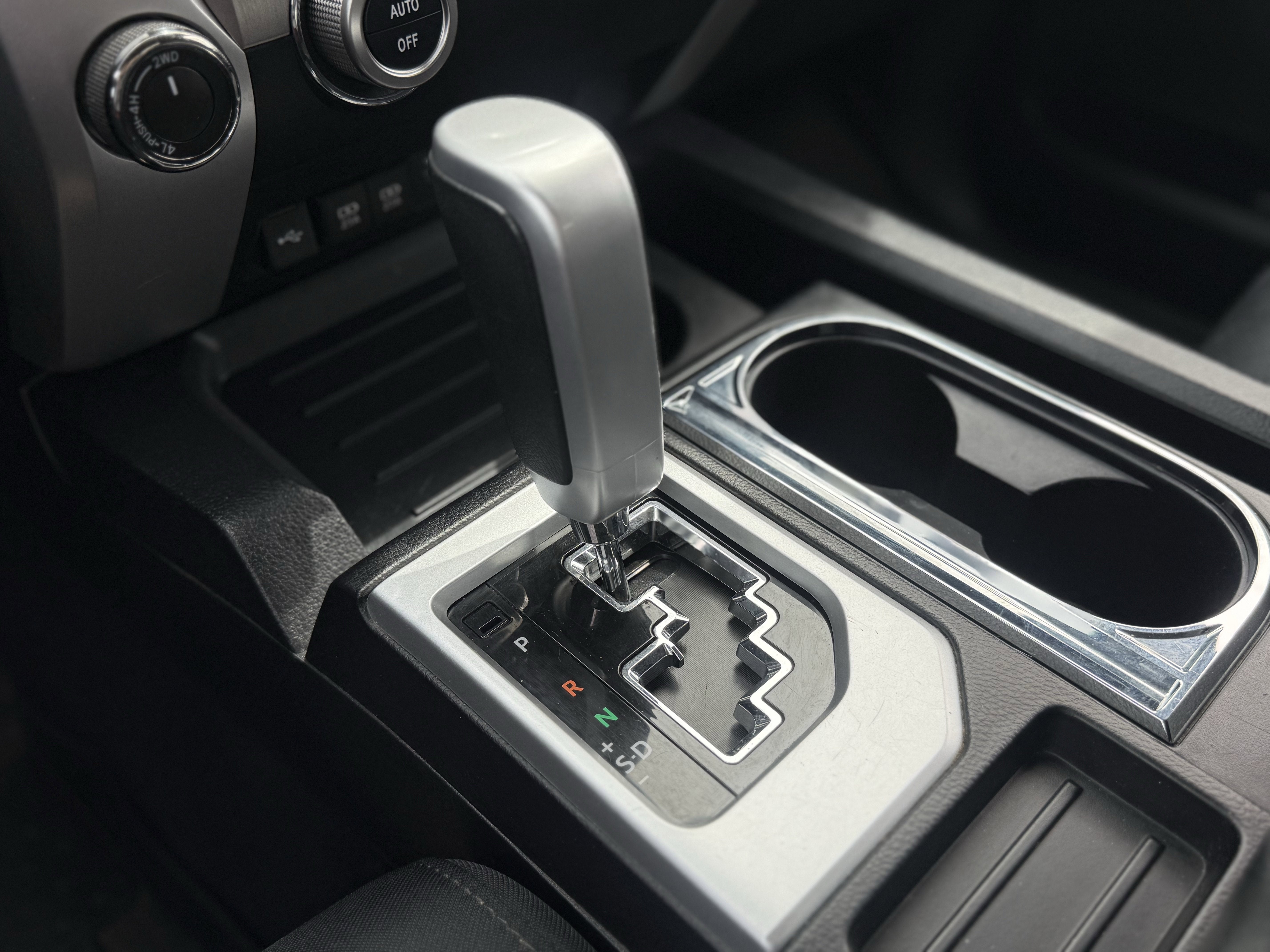2020 Toyota Tundra SR5