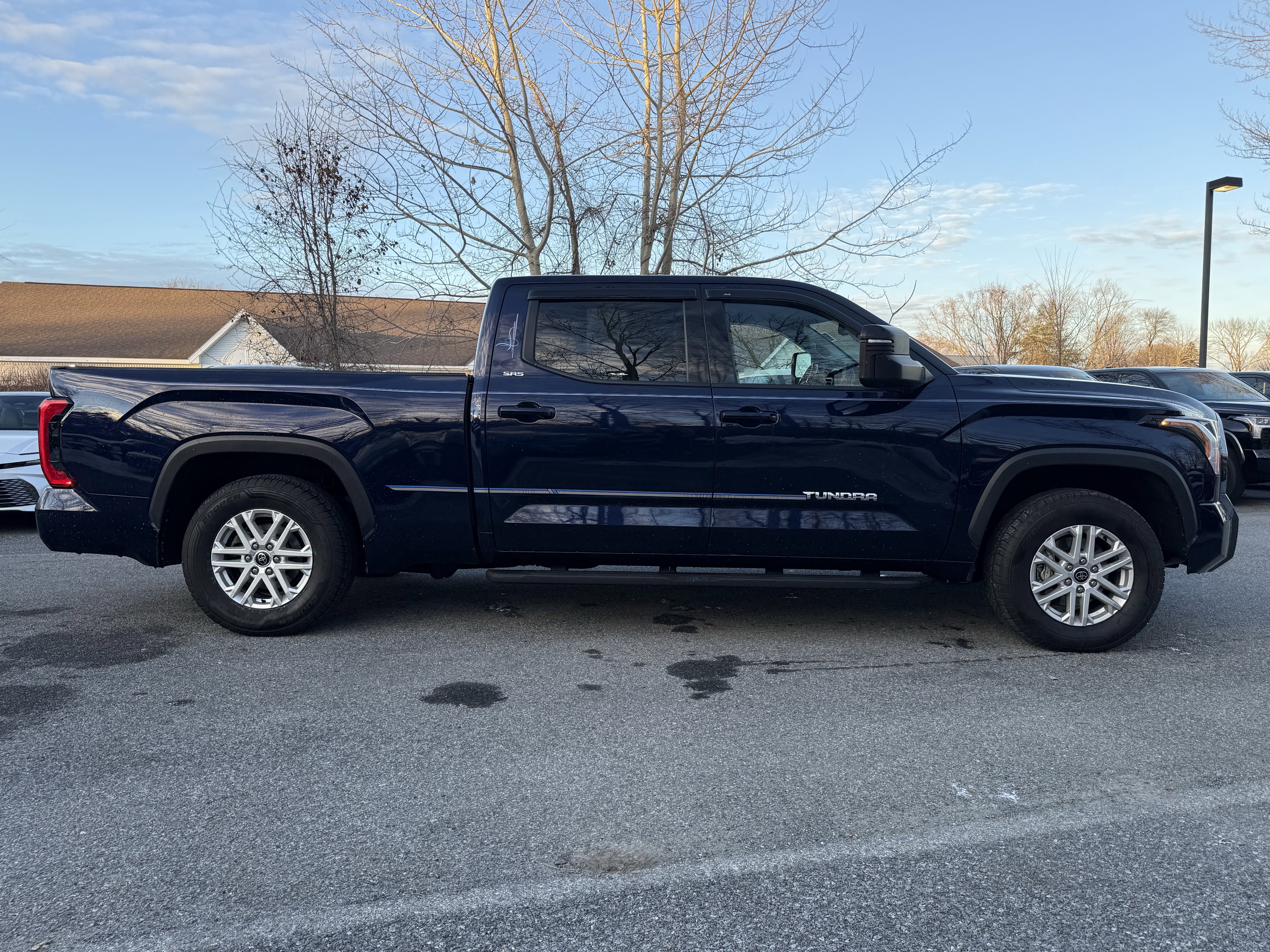 2022 Toyota Tundra SR5