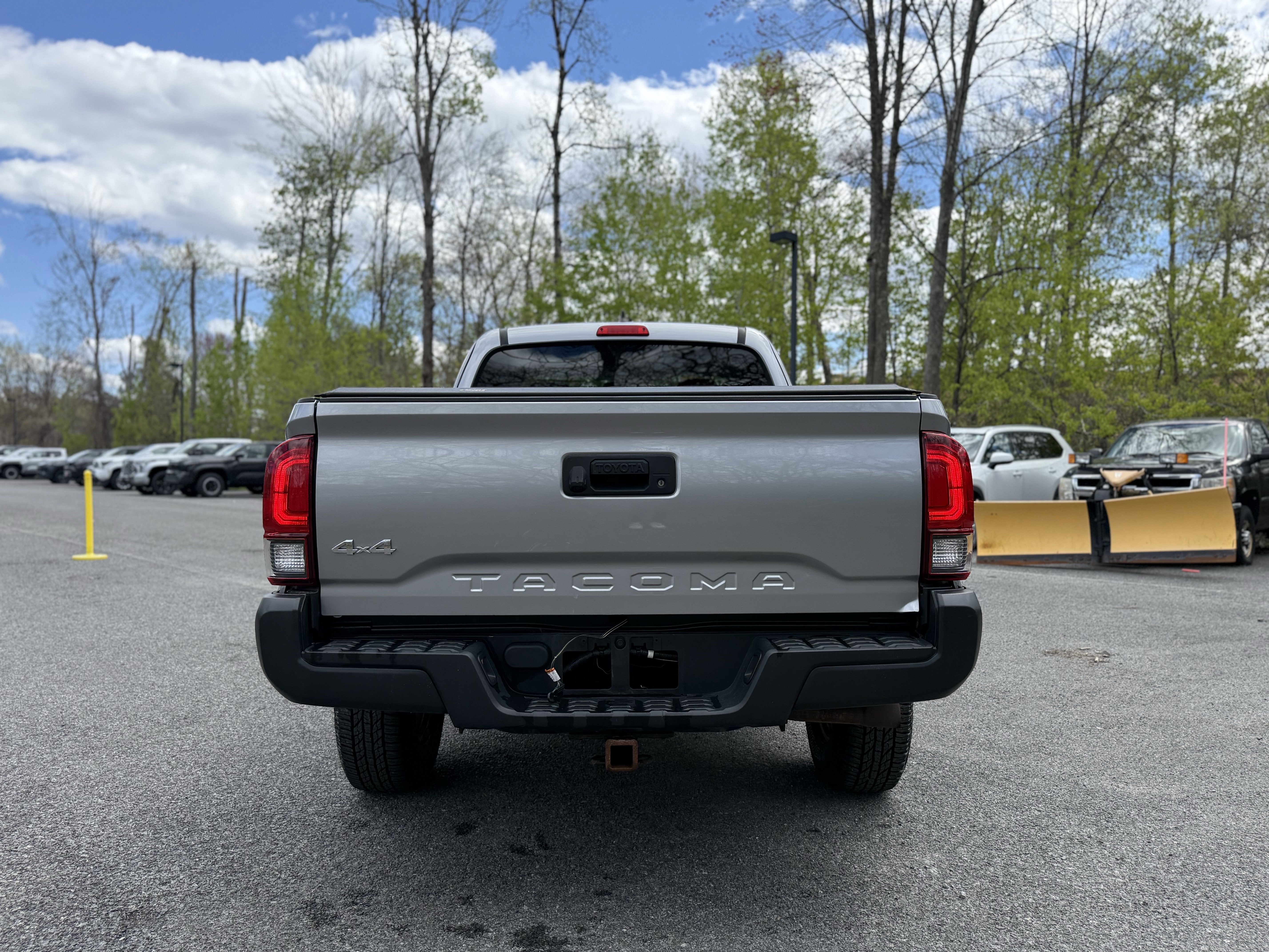 2019 Toyota Tacoma SR
