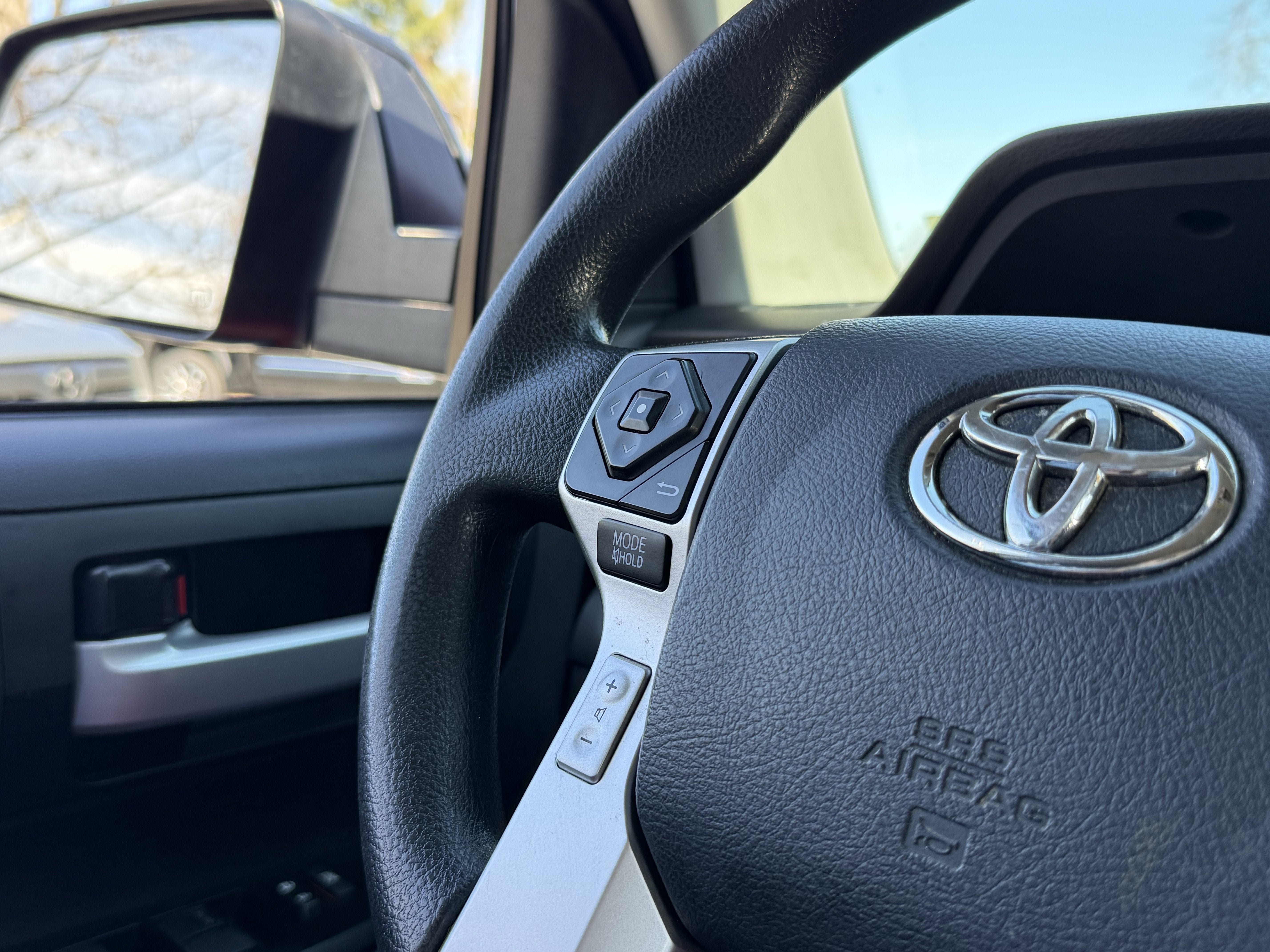2016 Toyota Tundra SR5