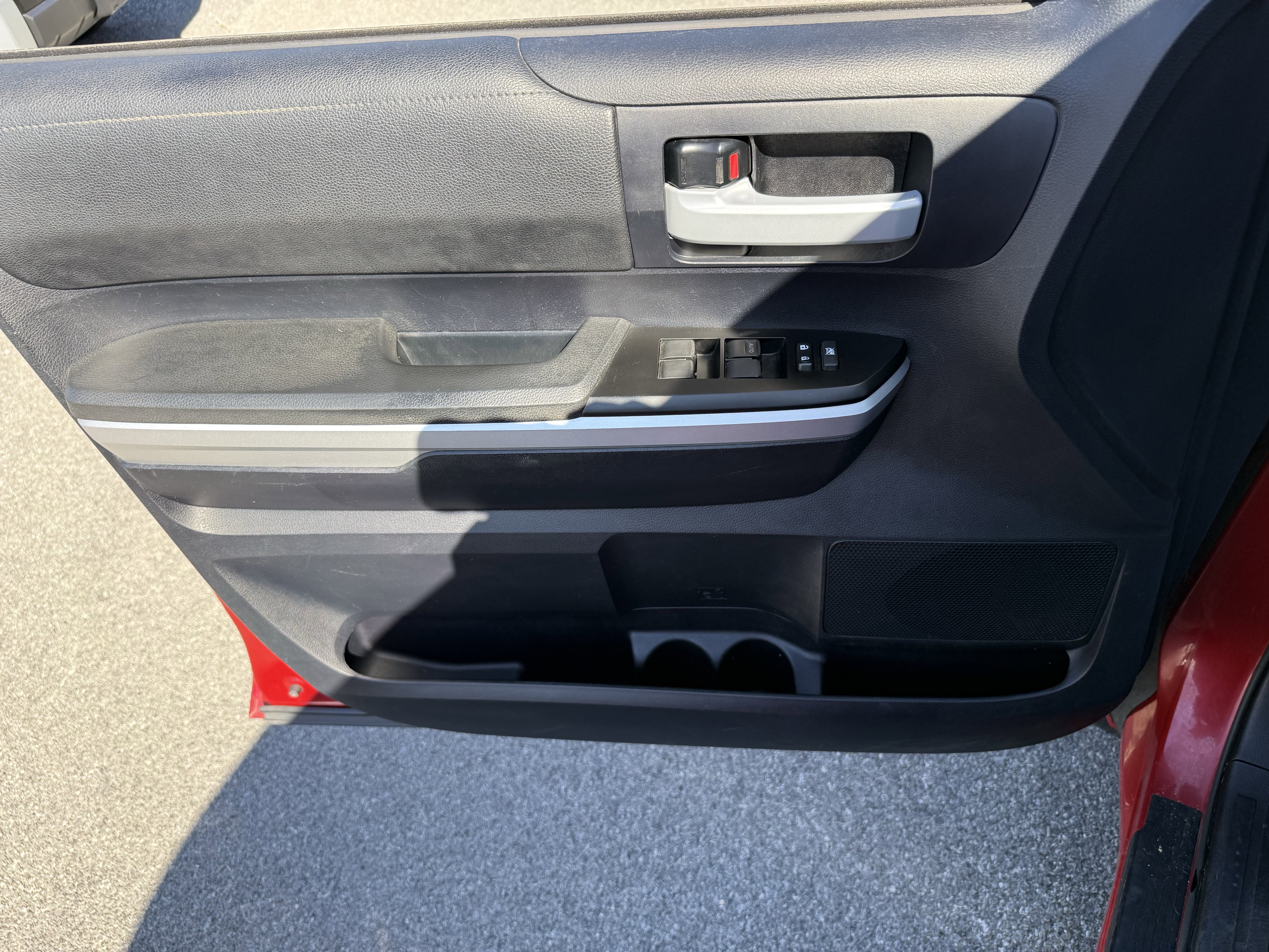 2016 Toyota Tundra SR5