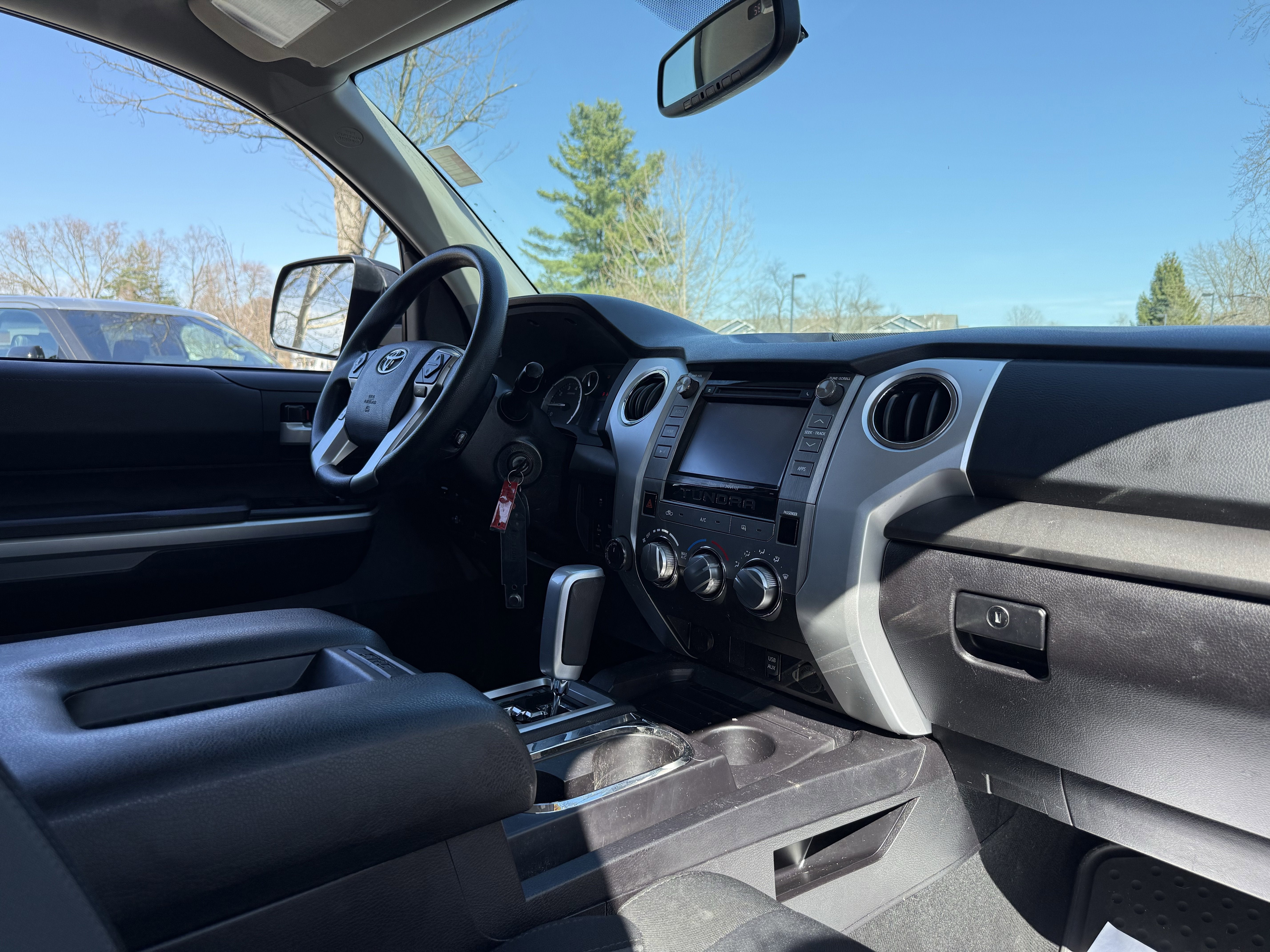 2016 Toyota Tundra SR5
