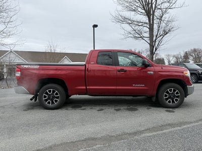 2016 Toyota Tundra SR5