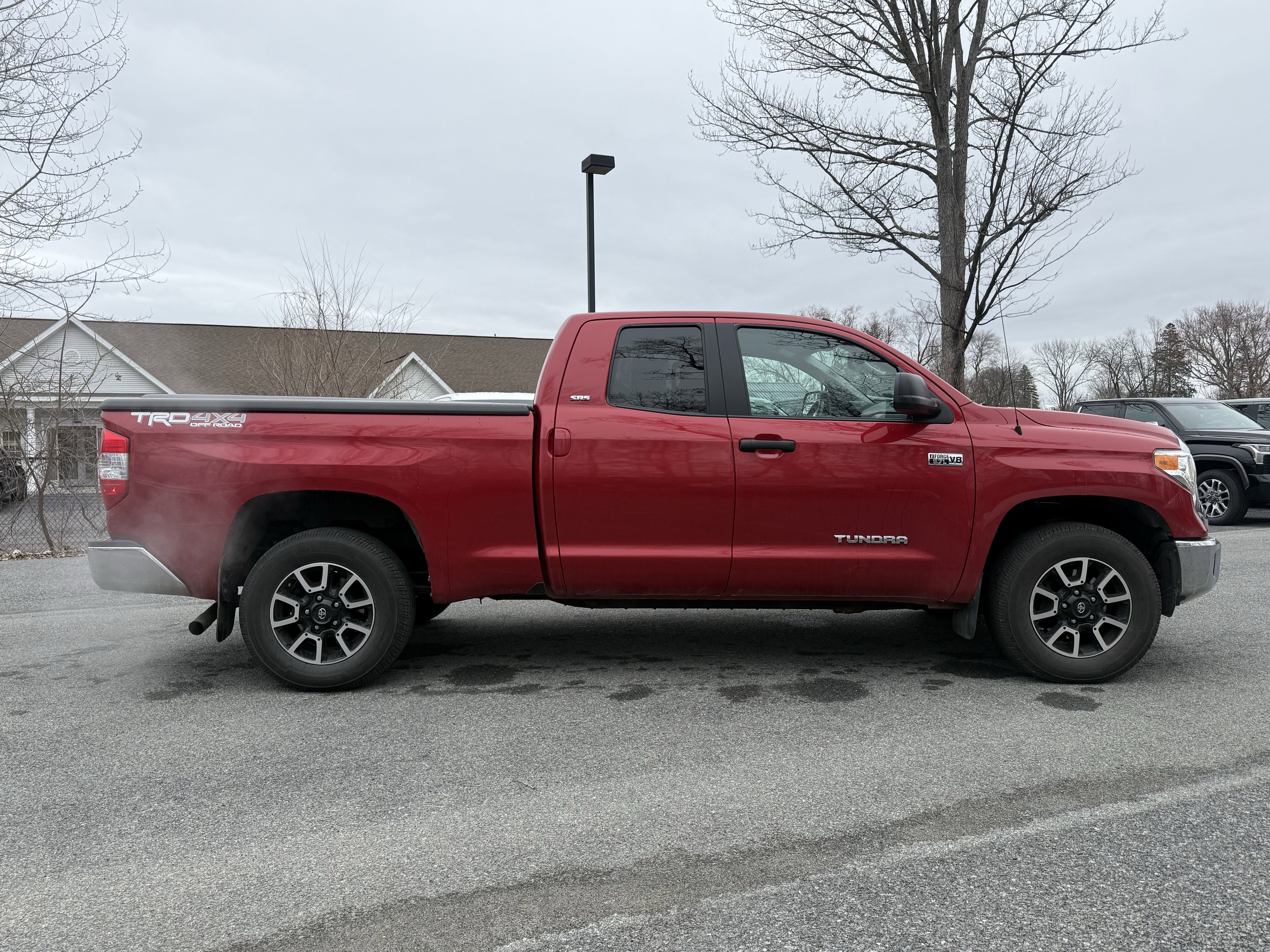 2016 Toyota Tundra SR5