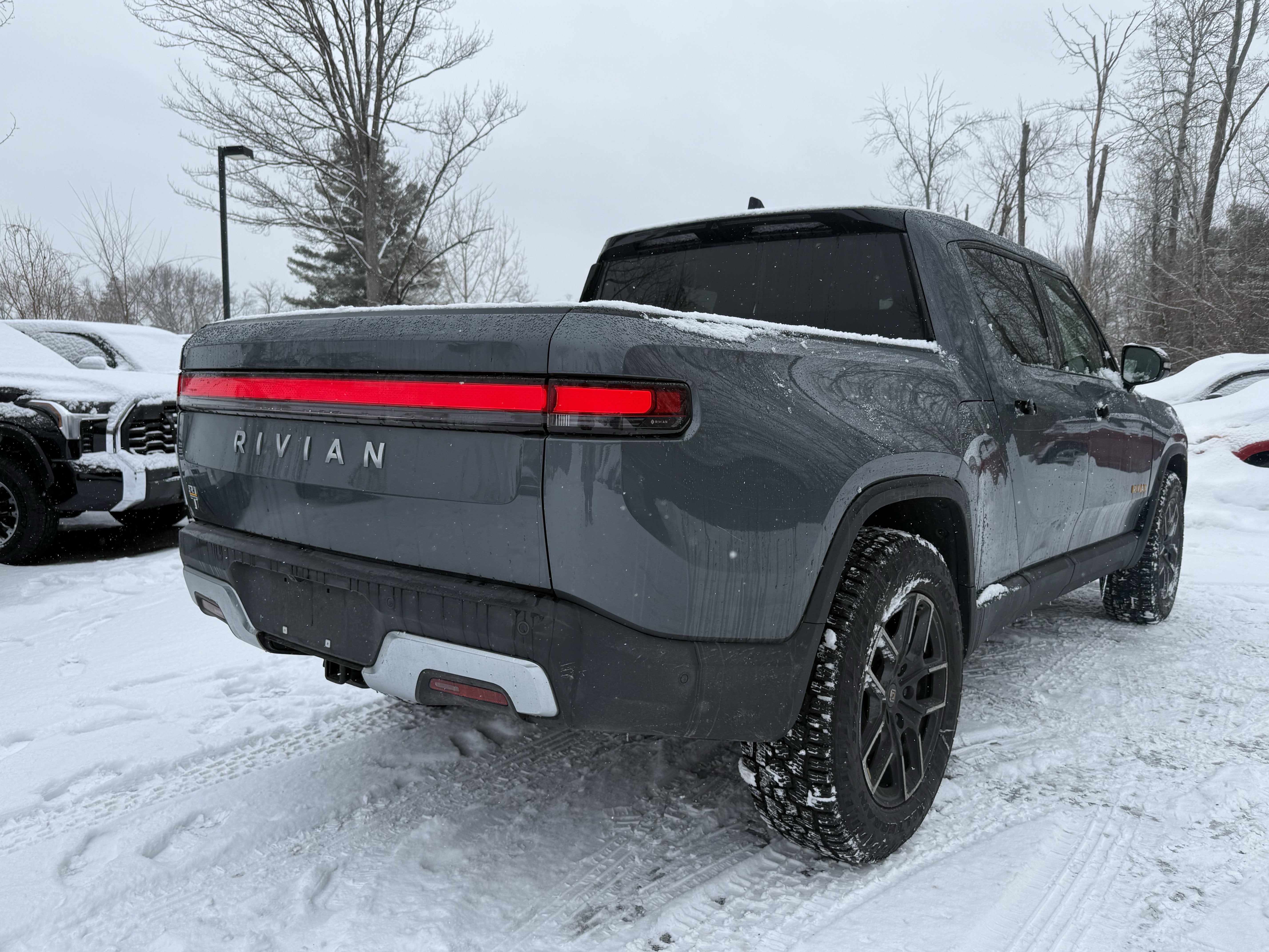 2022 Rivian R1T Adventure