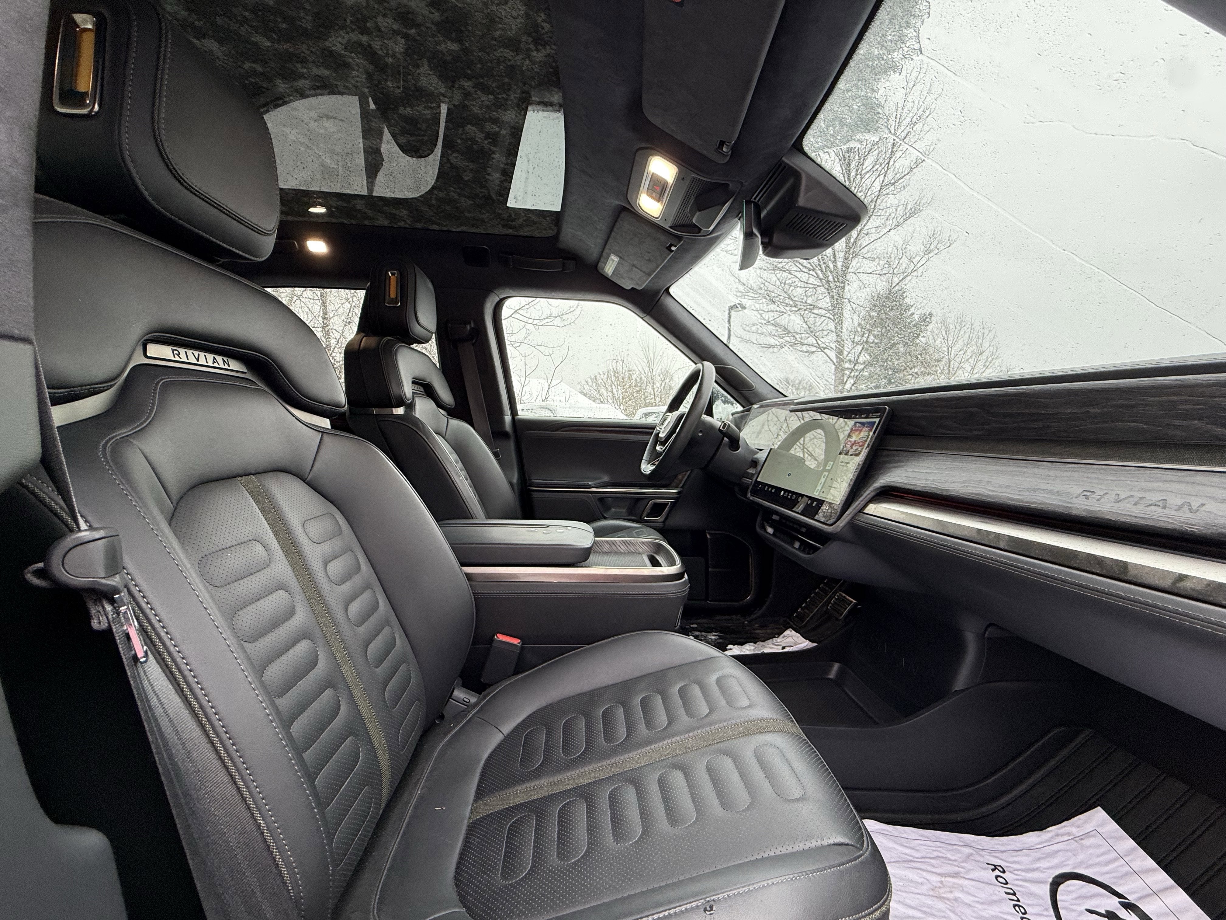 2022 Rivian R1T Adventure