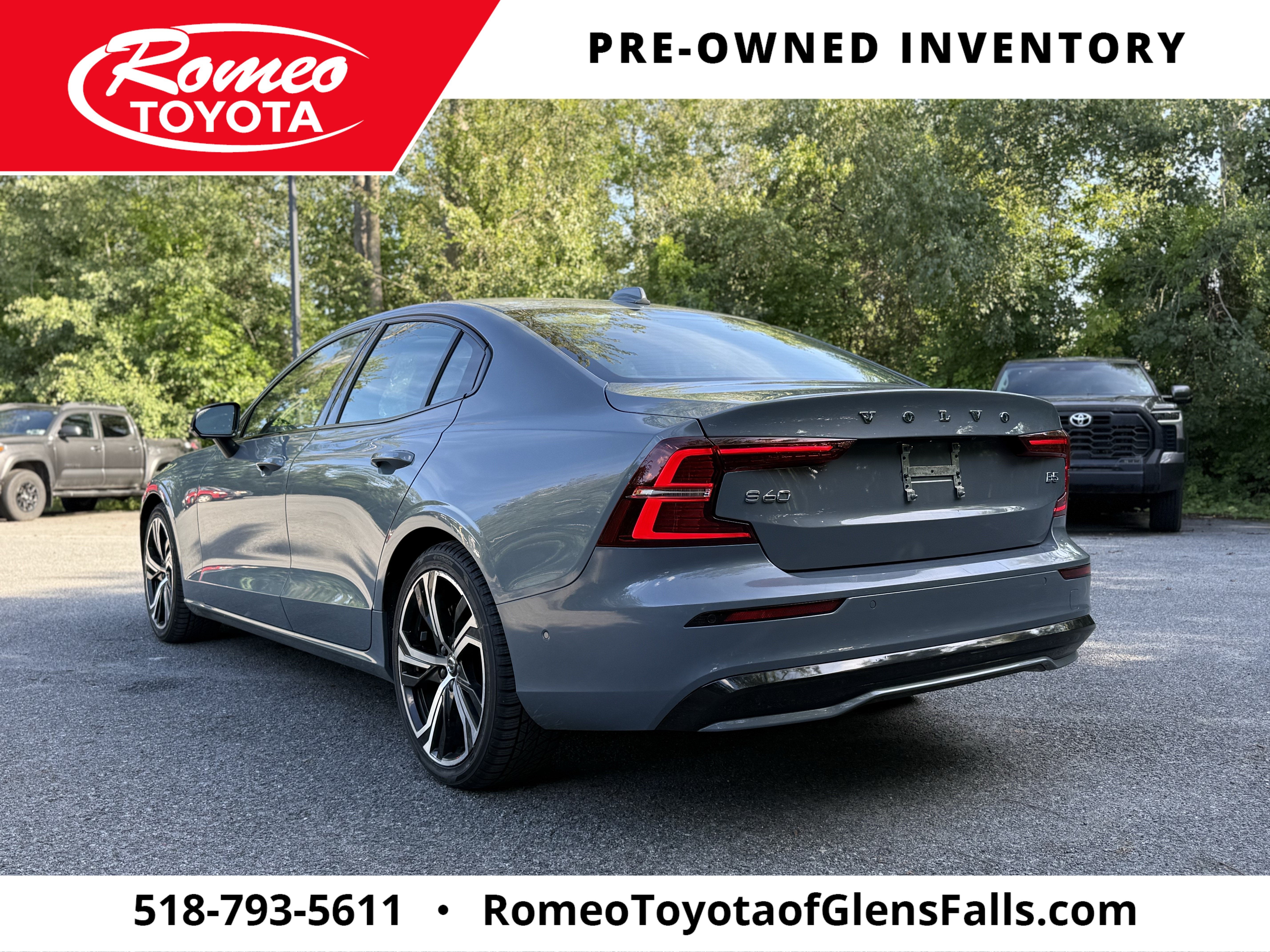 2024 Volvo S60 B5 Plus Dark Theme