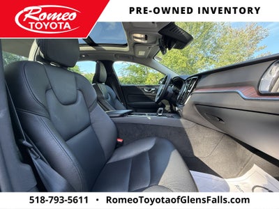 2024 Volvo S60 B5 Plus Dark Theme