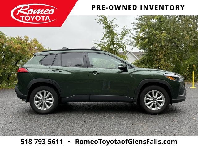 2024 Toyota Corolla Cross LE