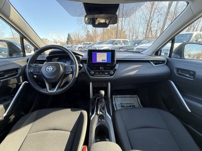 2025 Toyota Corolla Cross LE