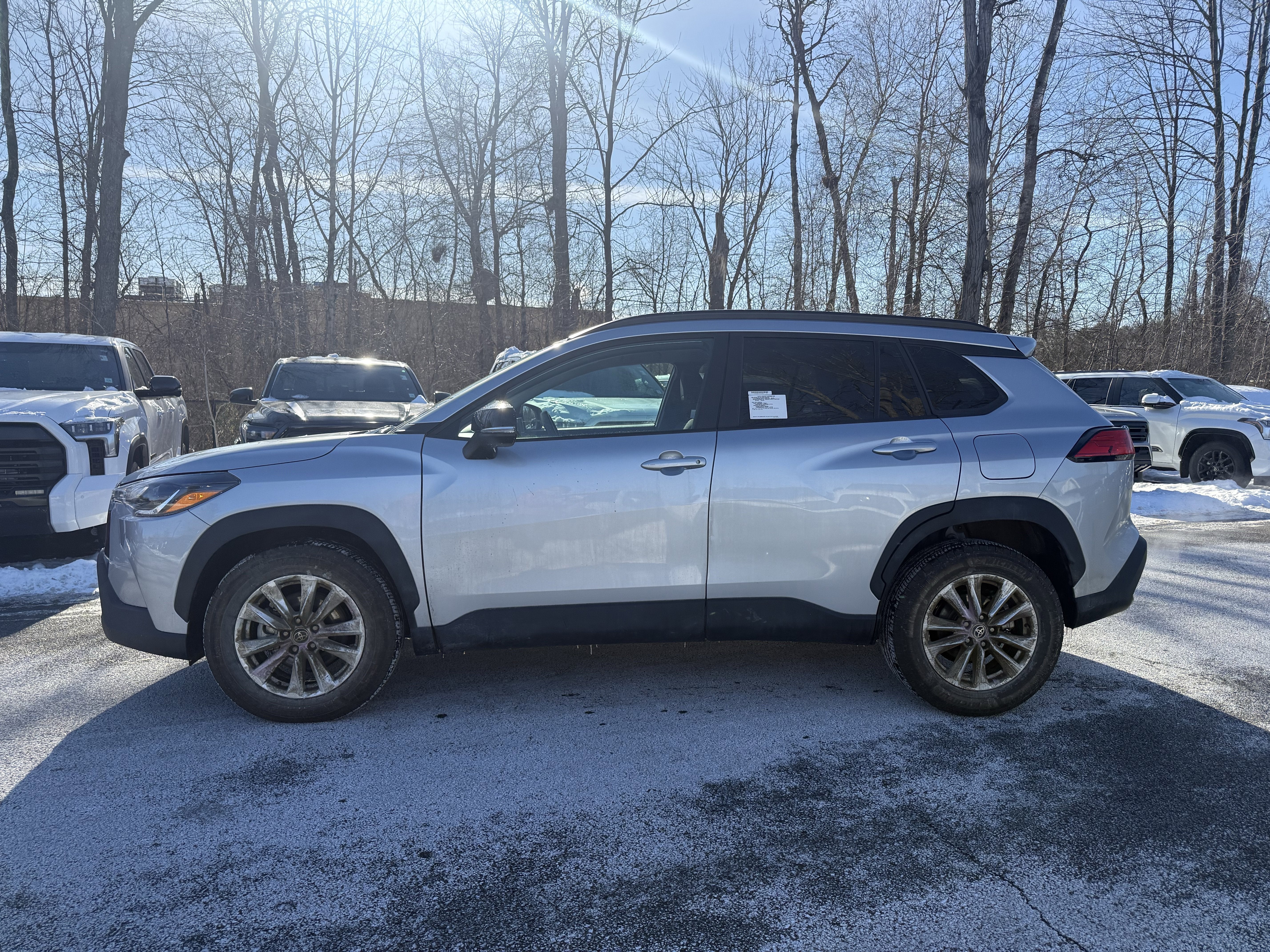 2025 Toyota Corolla Cross LE