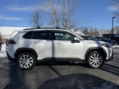 2023 Toyota Corolla Cross XLE