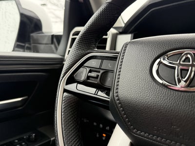 2024 Toyota Sequoia SR5