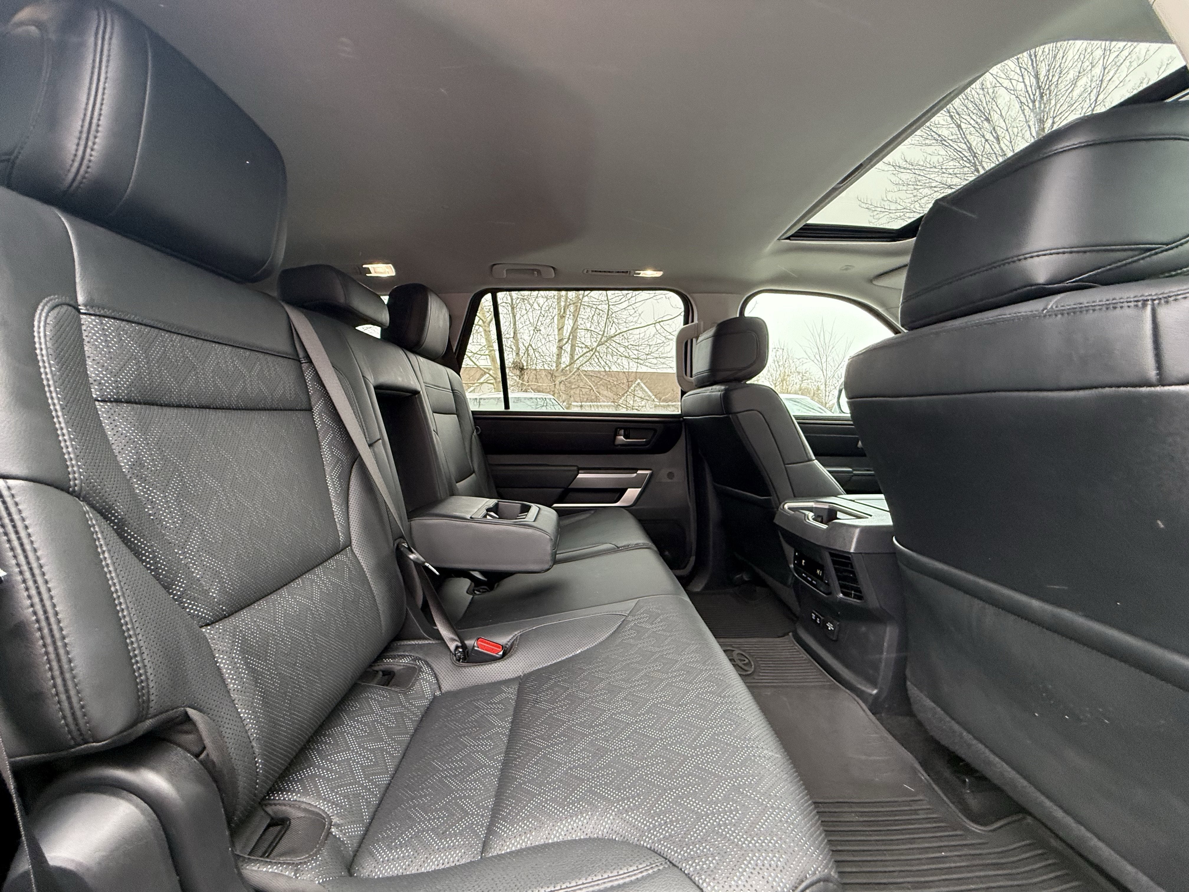 2024 Toyota Sequoia SR5