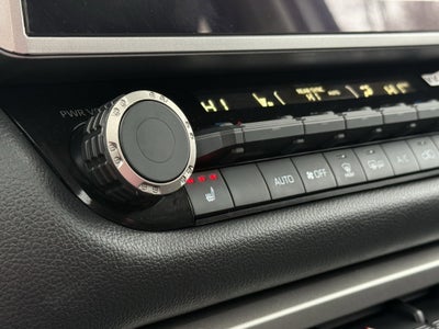 2024 Toyota Sequoia SR5