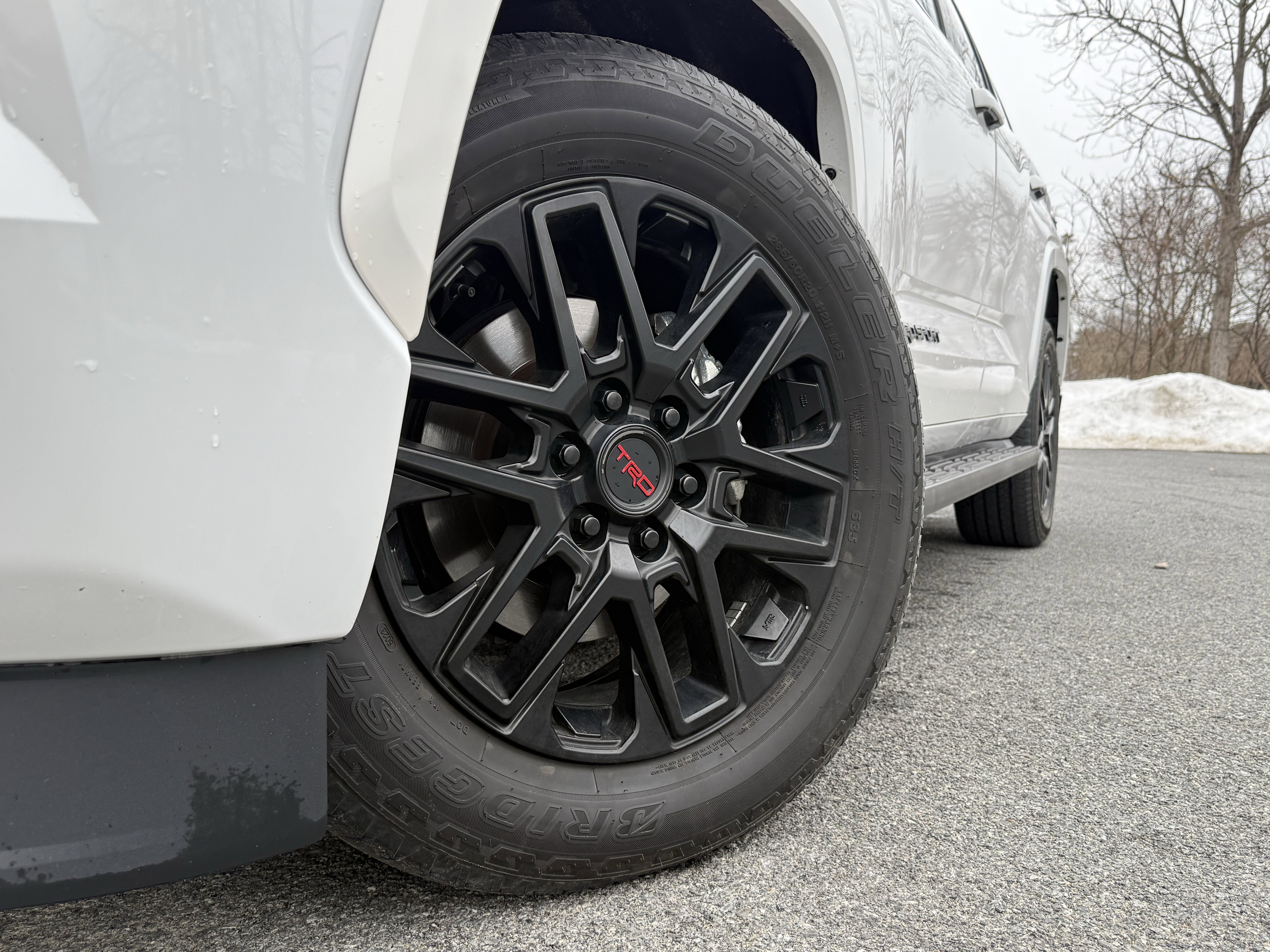 2024 Toyota Sequoia SR5