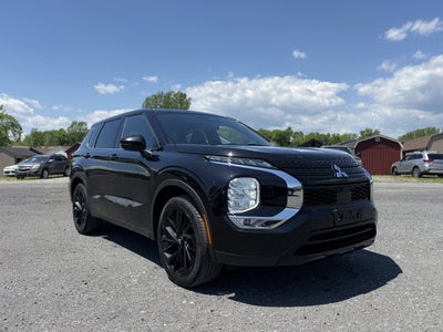 2022 Mitsubishi Outlander Black Edition
