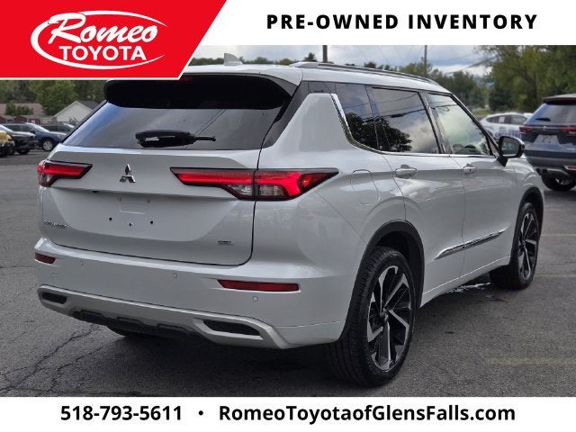 2023 Mitsubishi Outlander SEL