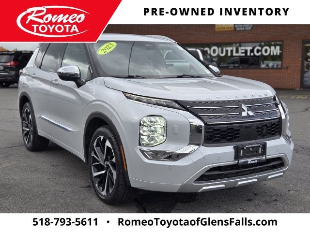 2023 Mitsubishi Outlander SEL