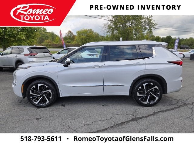 2023 Mitsubishi Outlander SEL