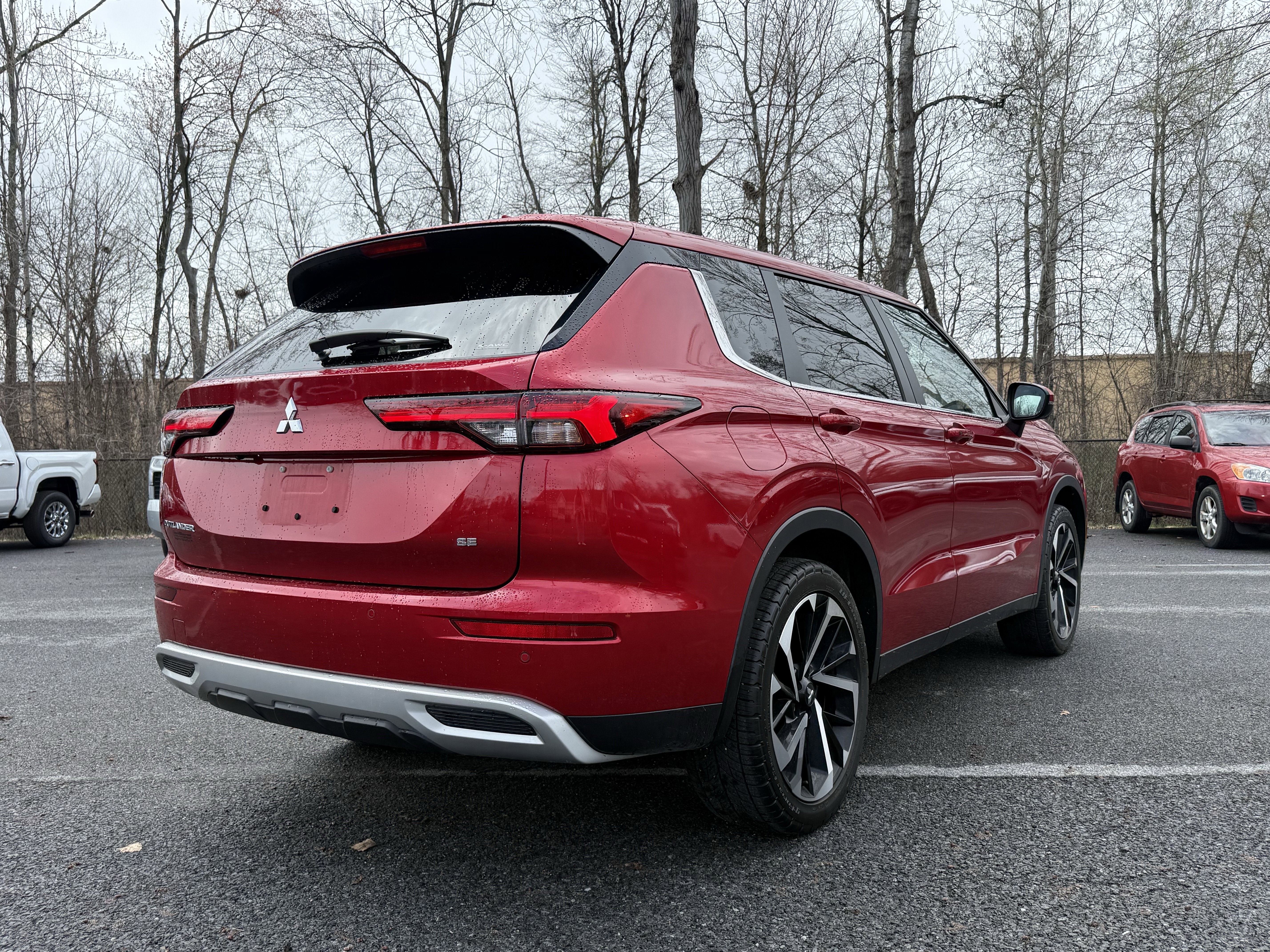 2024 Mitsubishi Outlander SE