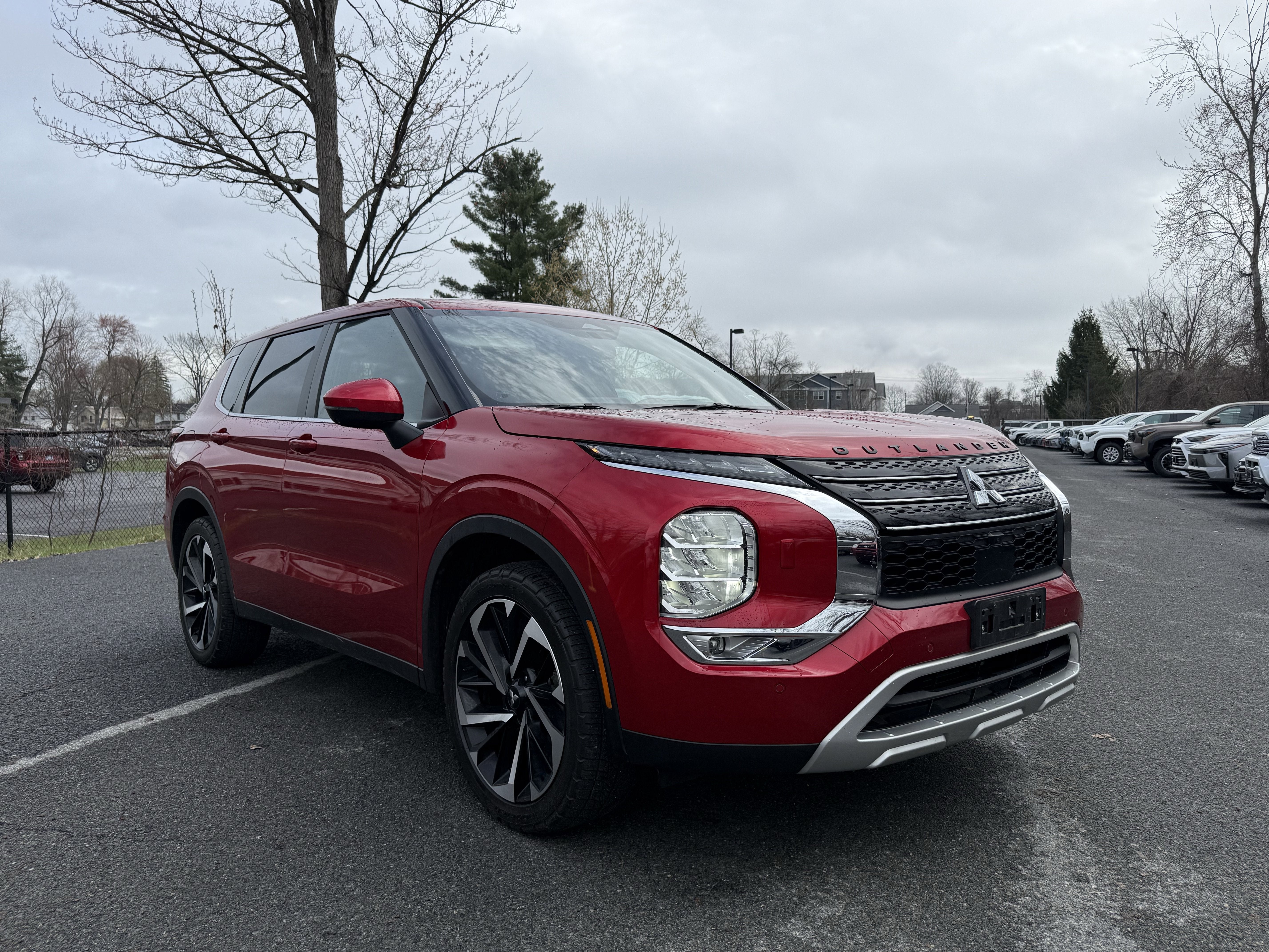 2024 Mitsubishi Outlander SE