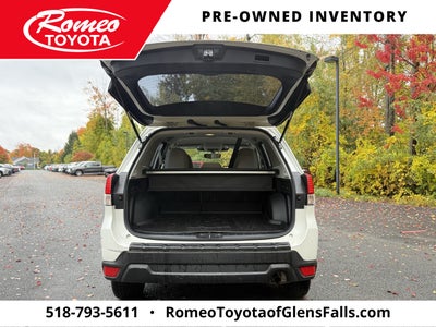 2023 Subaru Forester Base