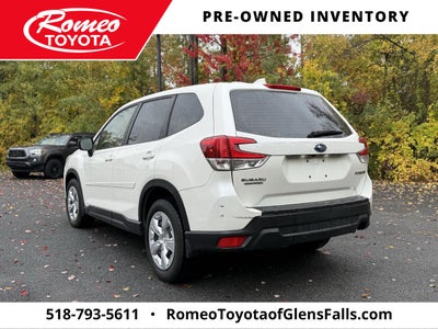 2023 Subaru Forester Base