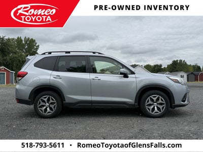 2022 Subaru Forester Premium