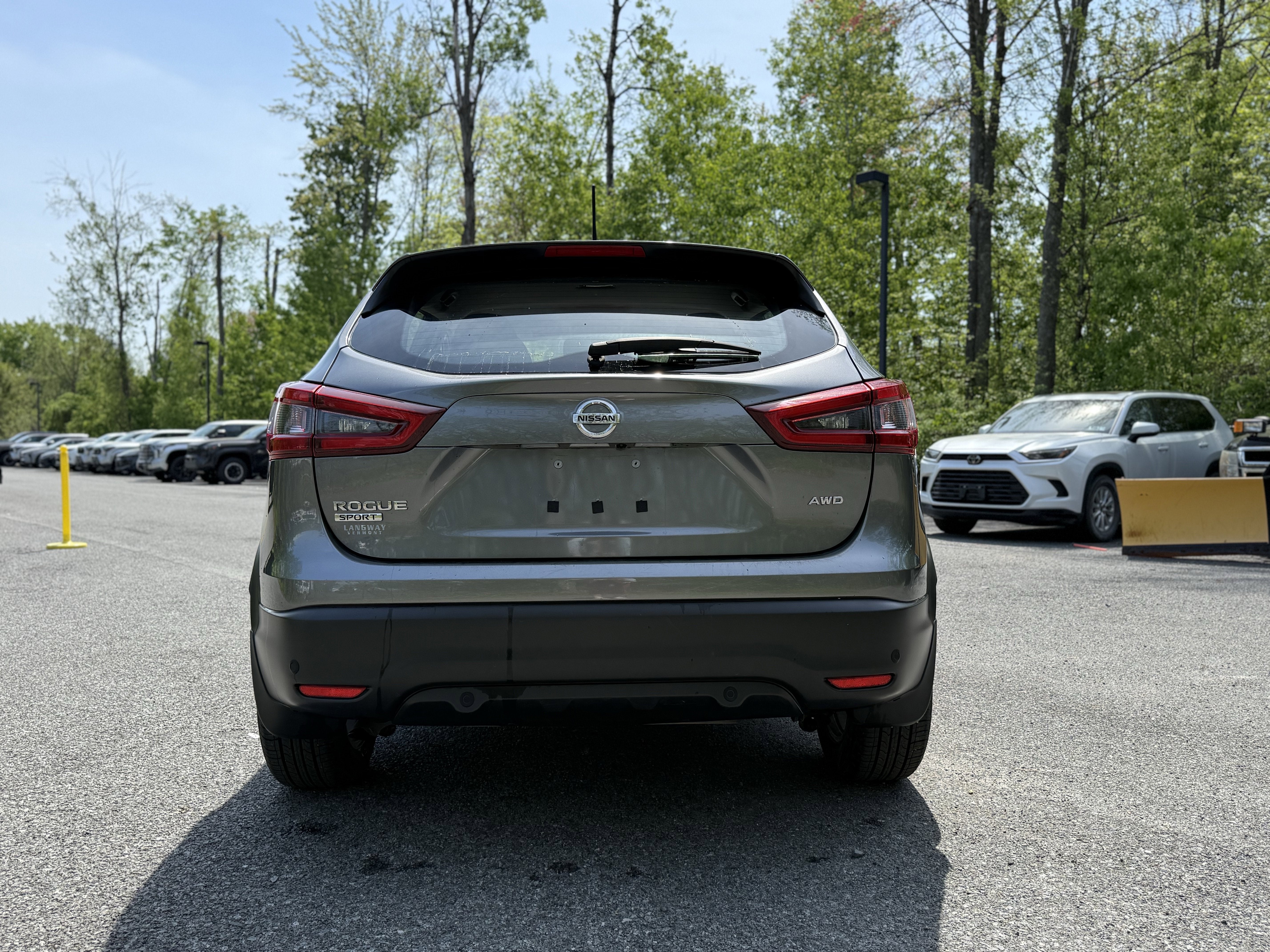 2022 Nissan Rogue Sport S