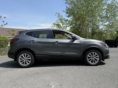 2022 Nissan Rogue Sport S