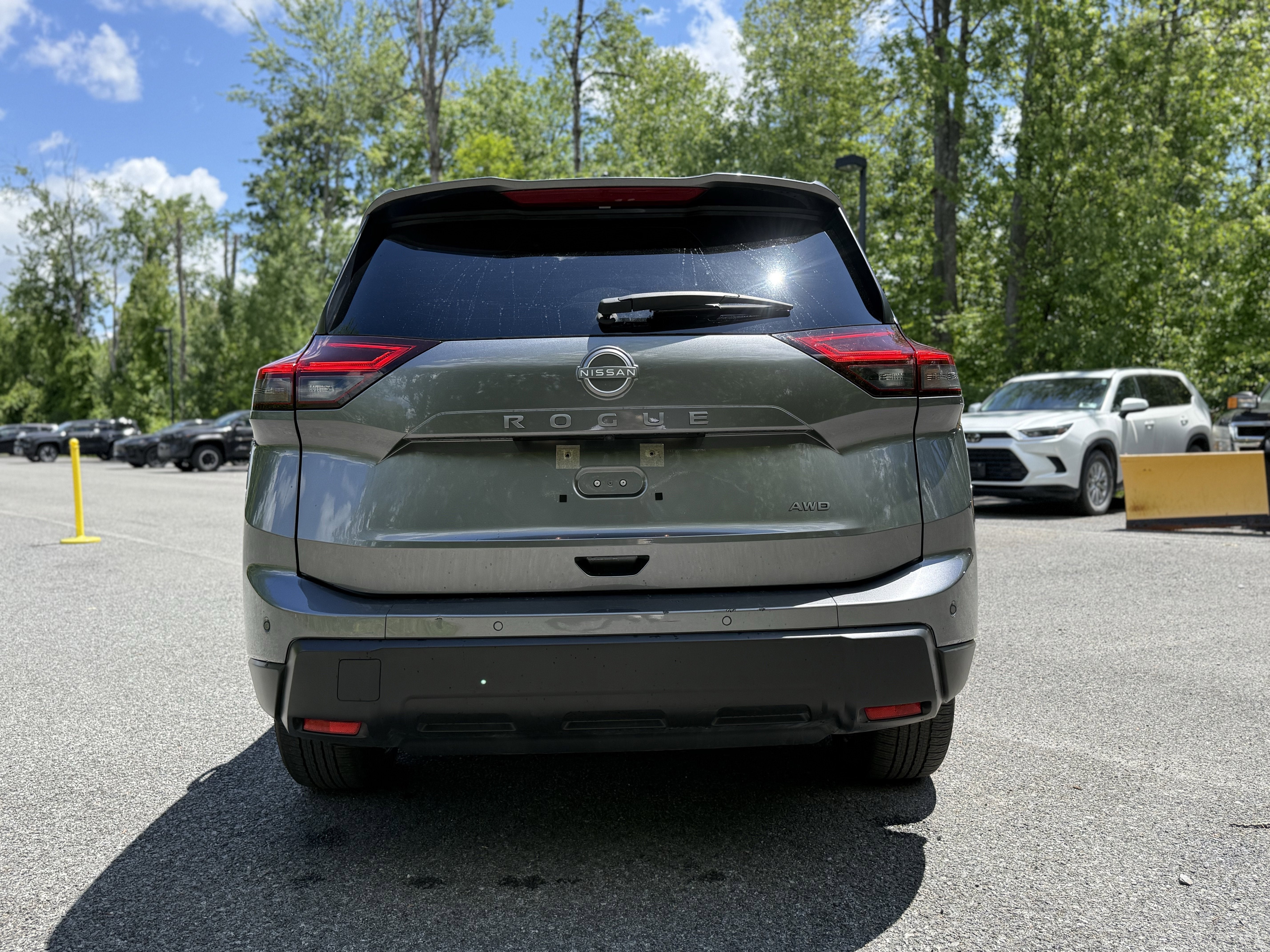 2025 Nissan Rogue SV