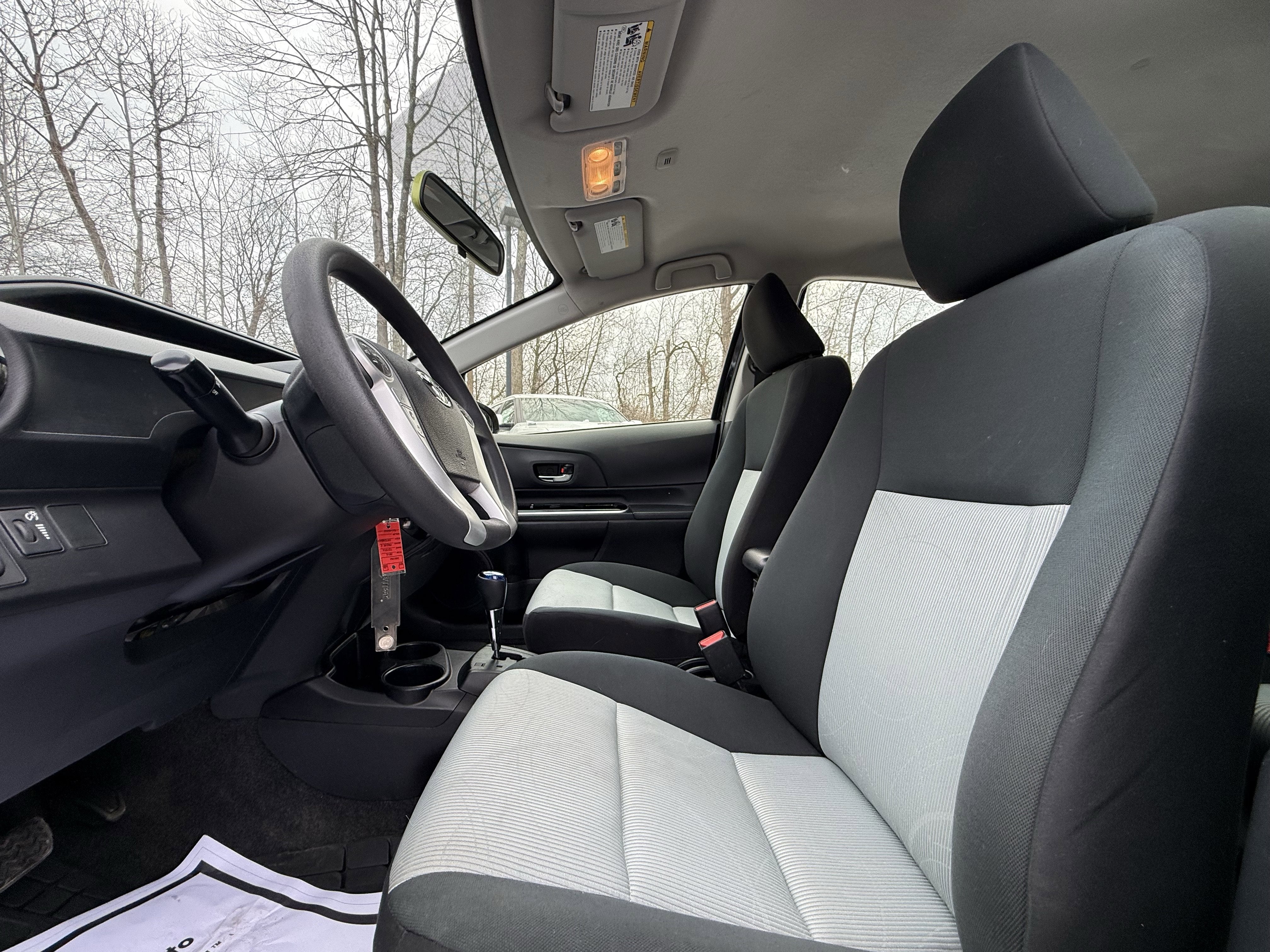 2016 Toyota Prius c Four