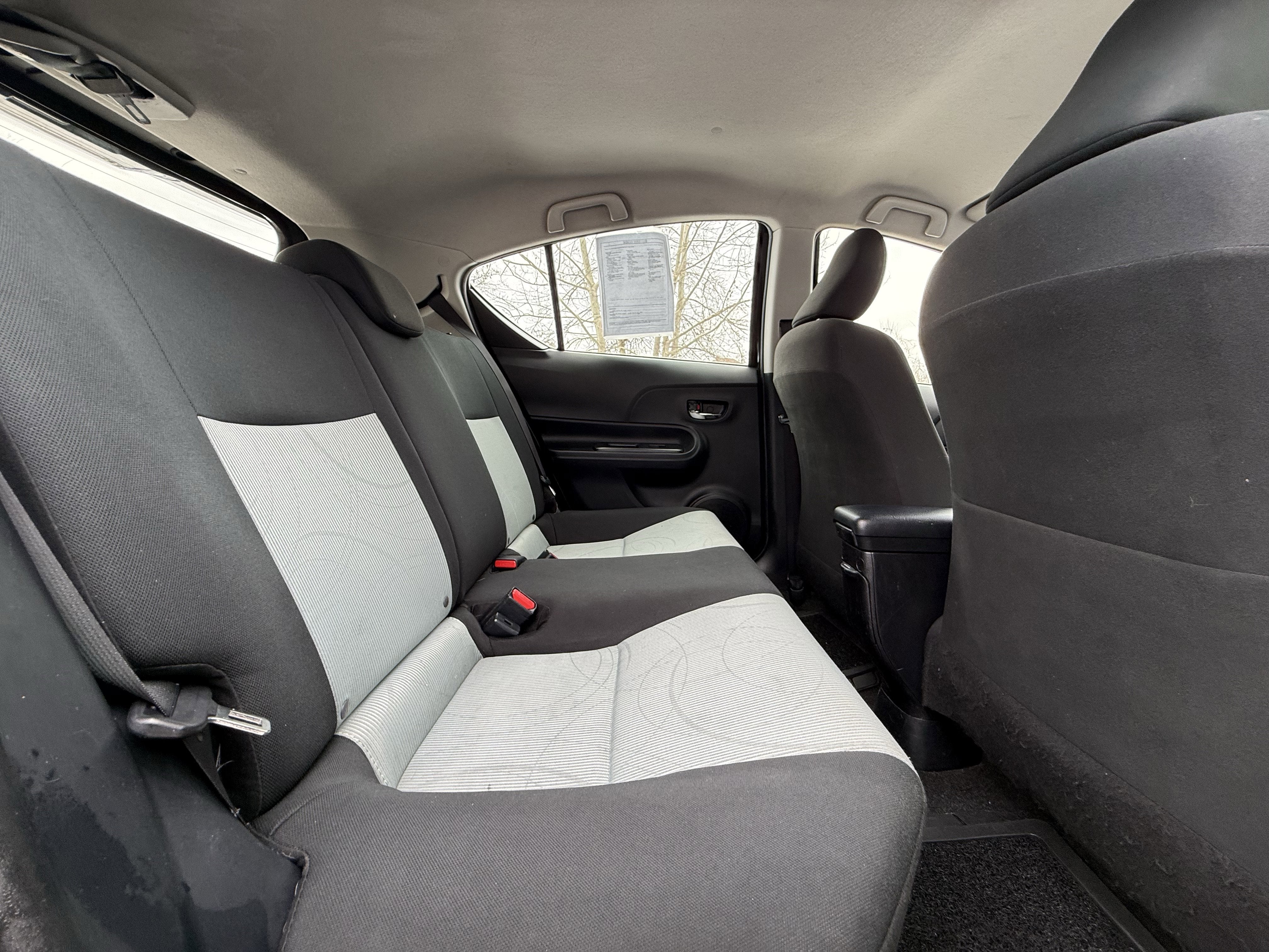 2016 Toyota Prius c Four