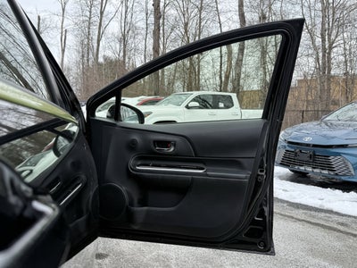 2016 Toyota Prius c Four