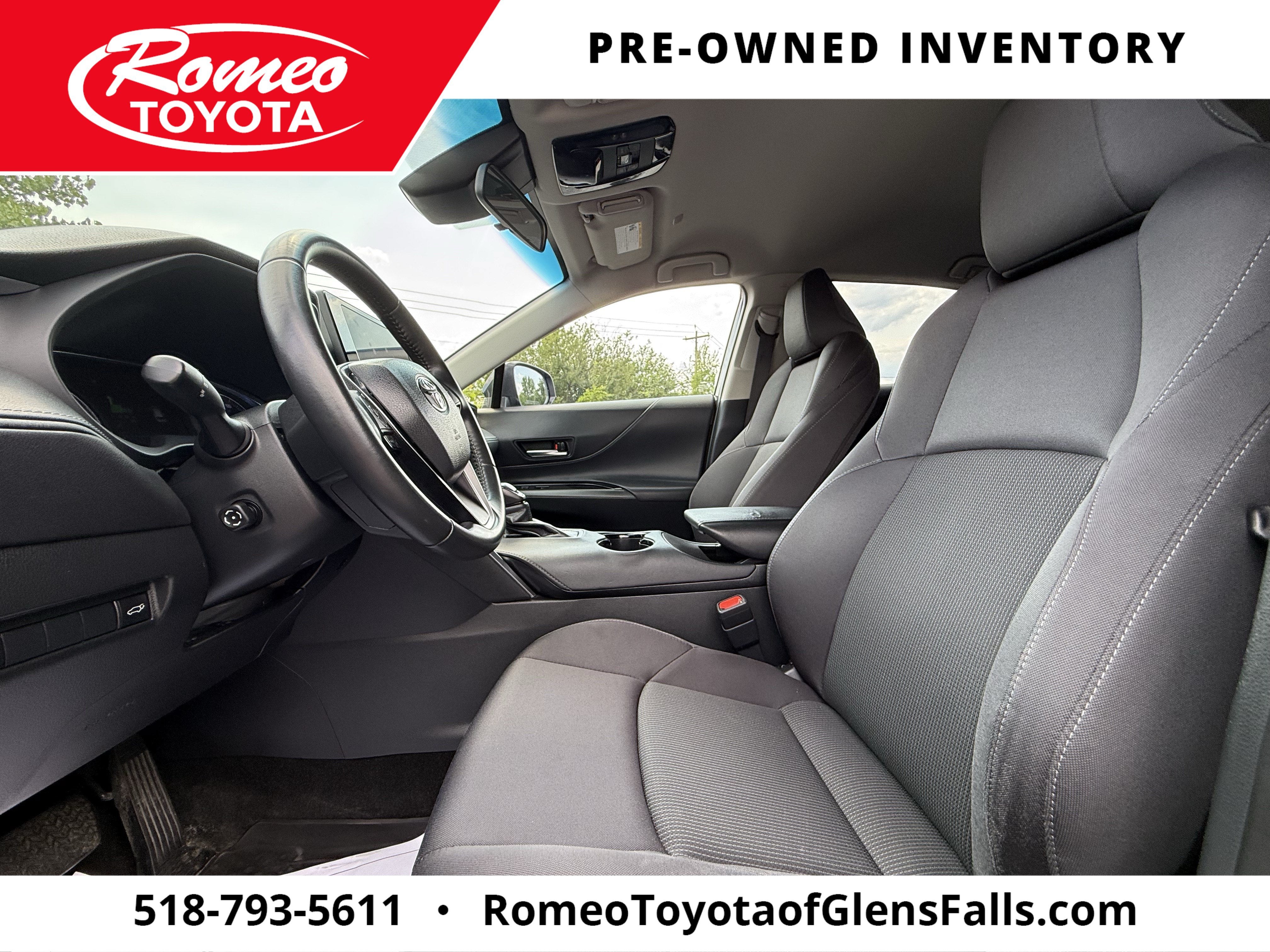 2024 Toyota Venza LE