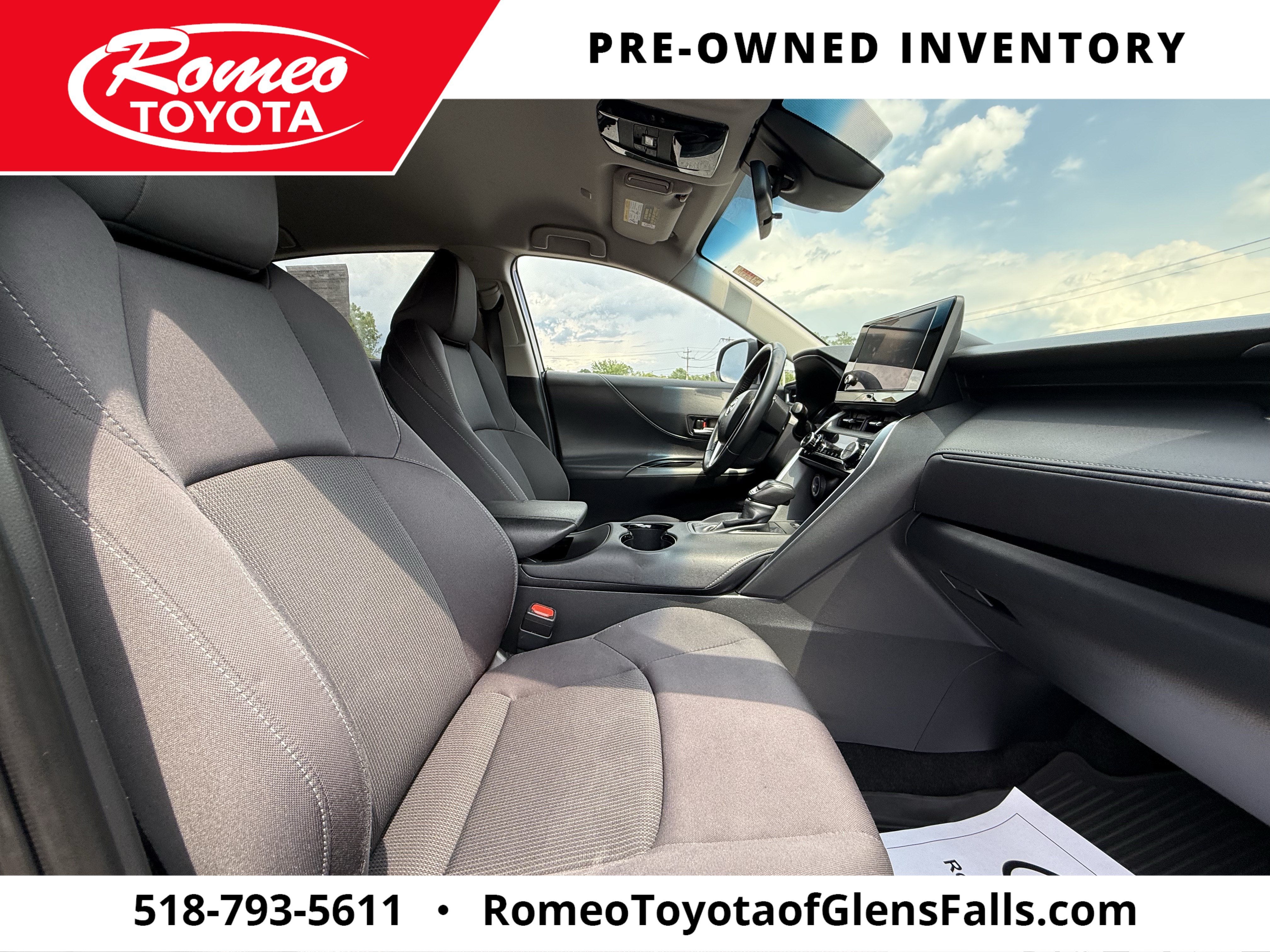 2024 Toyota Venza LE