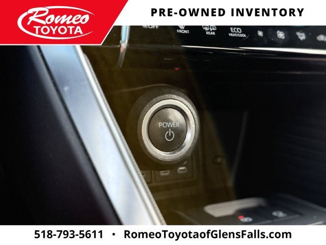 2024 Toyota Venza XLE