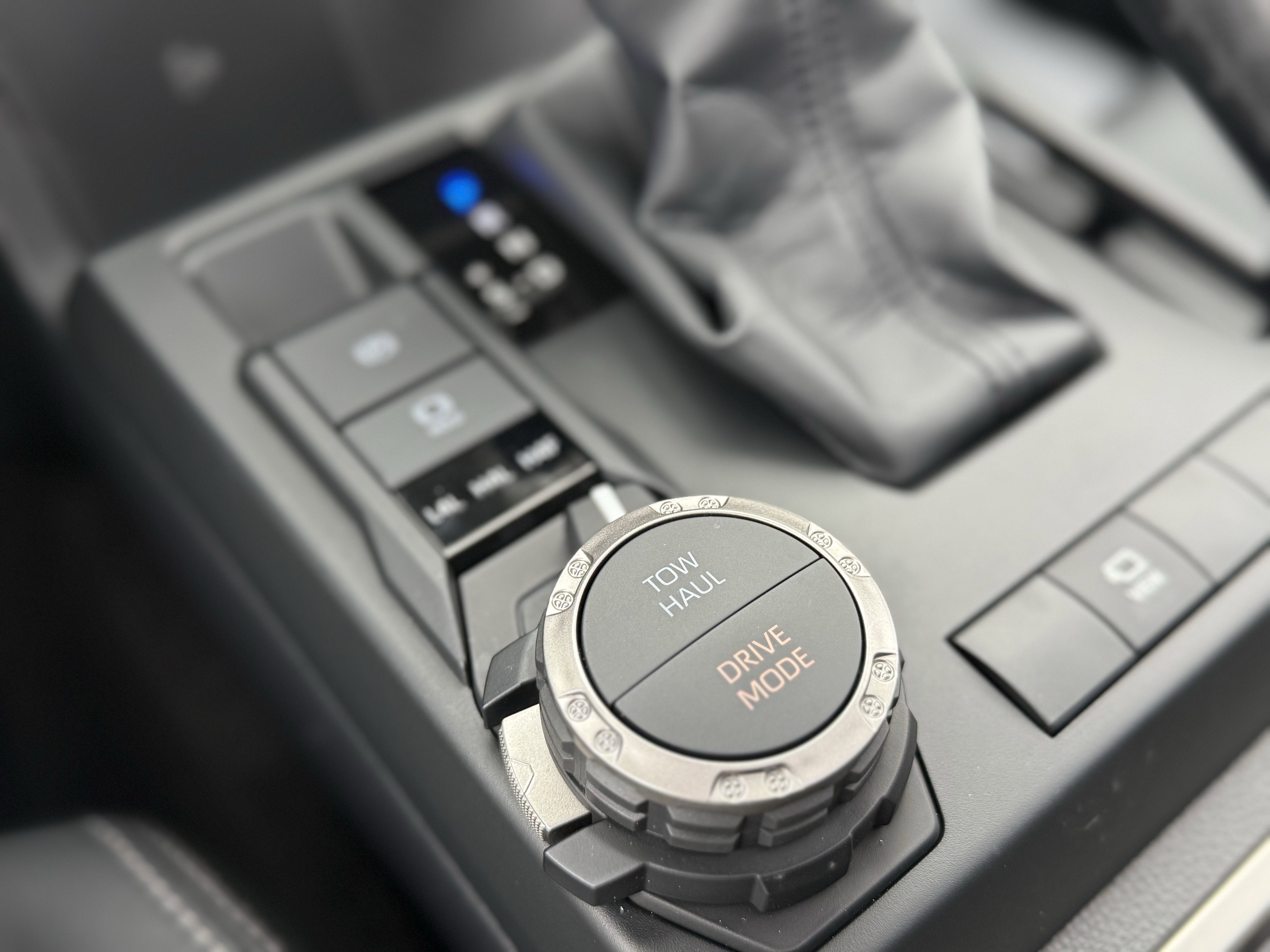 2025 Toyota 4Runner i-FORCE MAX Hybrid Limited