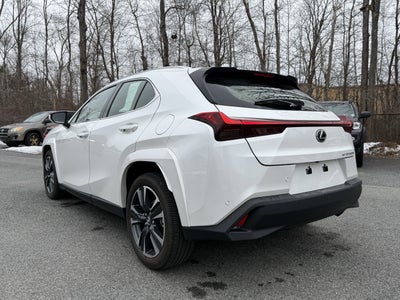 2025 Lexus UX 300h Premium
