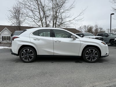 2025 Lexus UX 300h Premium