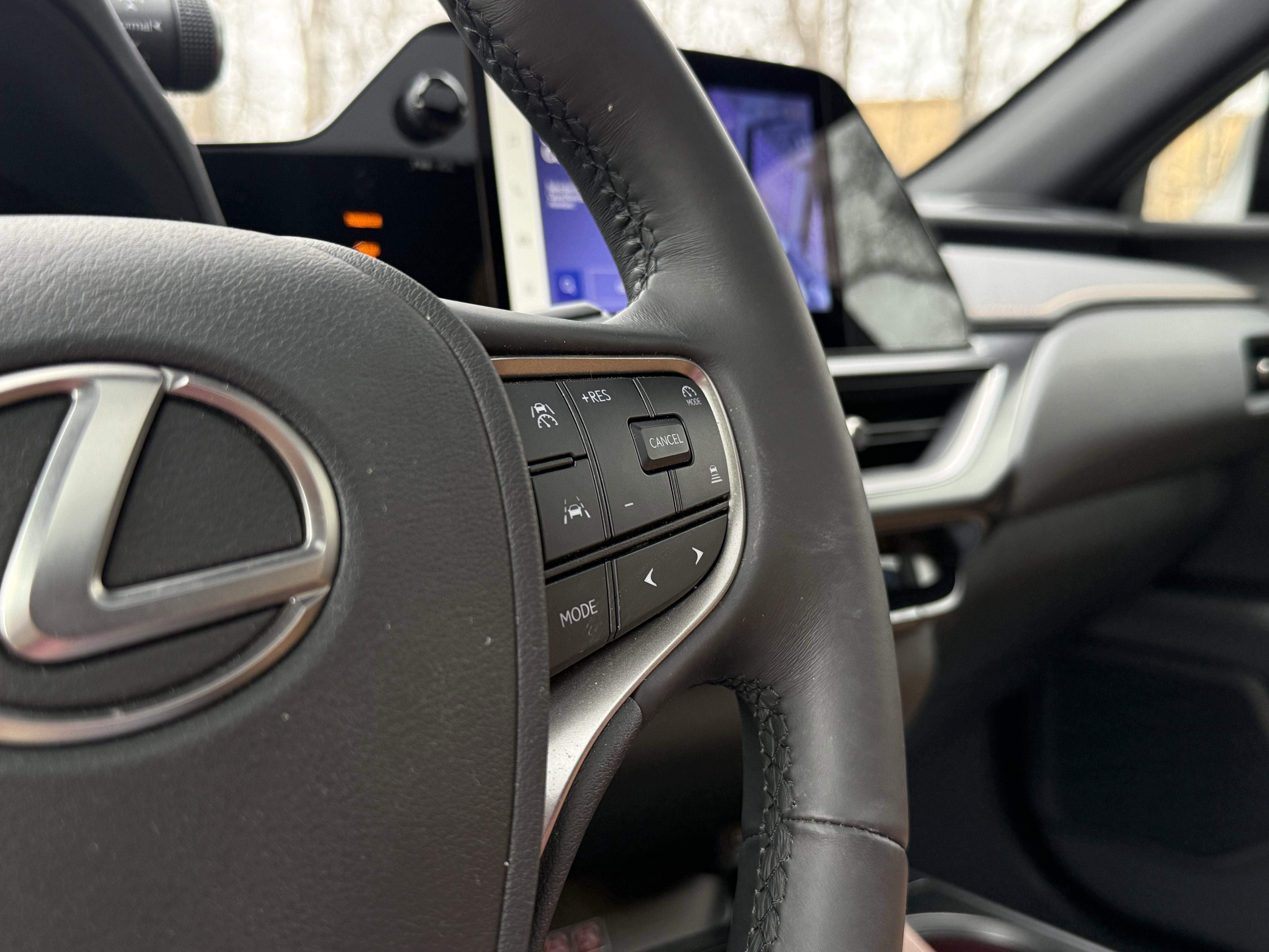 2025 Lexus UX 300h Premium