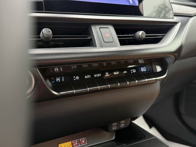 2025 Lexus UX 300h Premium