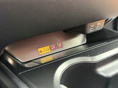 2025 Lexus UX 300h Premium