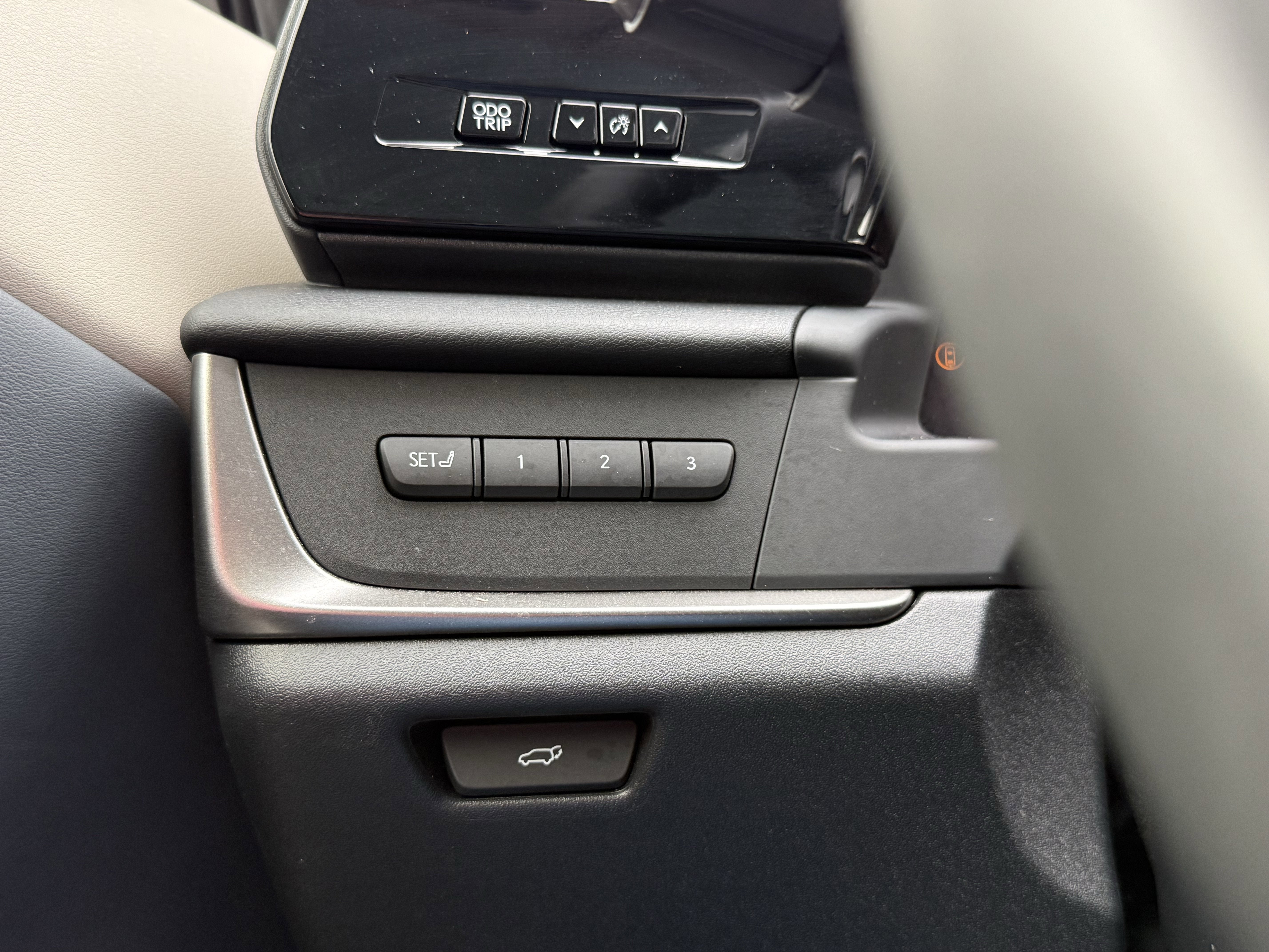 2023 Lexus RZ 450e Premium