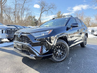 2022 Toyota RAV4 Hybrid SE