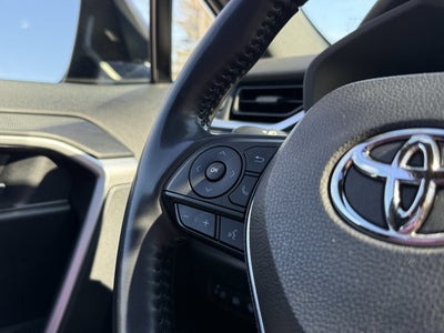 2022 Toyota RAV4 Hybrid SE