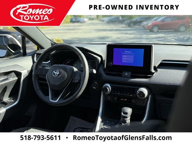 2023 Toyota RAV4 Hybrid SE