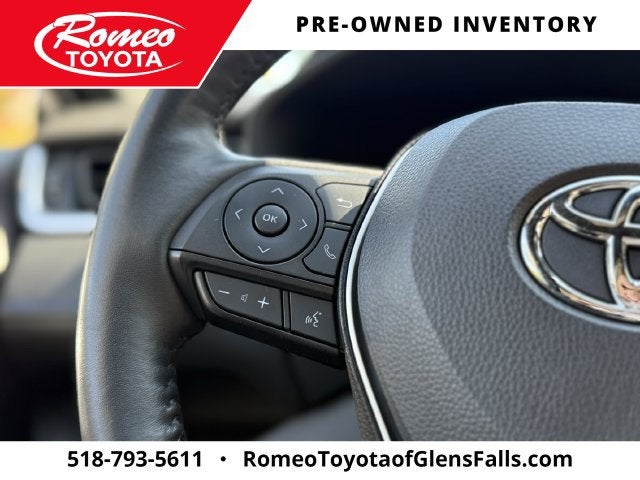 2023 Toyota RAV4 Hybrid SE